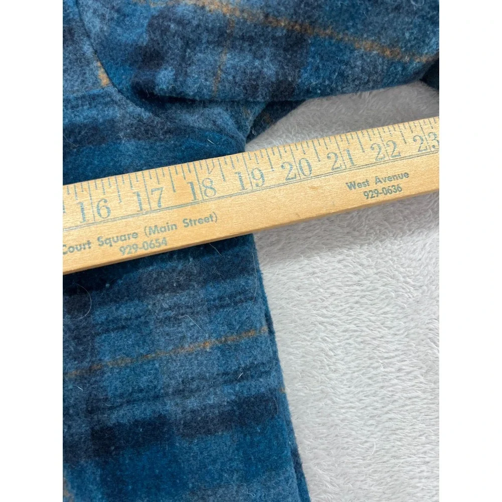 John Wayne Shirt Mens Sz S Timeless Classic Blue Plaid Fleece Quarter Button